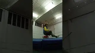 New trickline trick 2022 #shorts #kolyambing #slackline #trickline