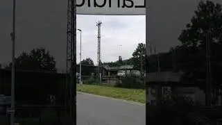 Каждый занят своим делом.