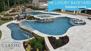 Luxury Backyard Retreat with Breathtaking Pool
