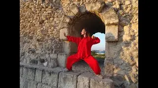 Бадуаньцзинь (8 кусков парчи), 2-е упражнение