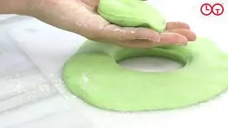 Homemade EDIBLE Jello Playdough!