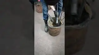 Как правильно забивать смазку в шприц
