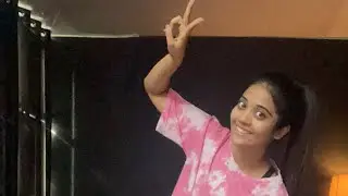 Somya Luhadia is going live! For live walking