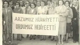 27 Mayıs 1960 darbesi gazete manşetleri(Lanetliyoruz)