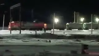 ТЭМ7(А)-???? с полувагоном сцепляется с цистернами на станции Лихая (извините за качество)