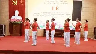 Dân vũ Thôn Đông Thượng (Ai bảo chúng tôi già)