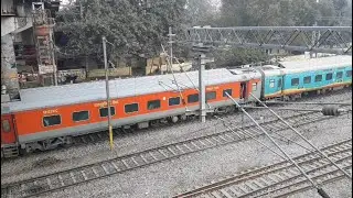 No Stoppage At Siwan ◆ 02564 Humsafar Express (New Delhi - Barauni)