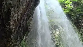 Водопад Великан (Абхазия)