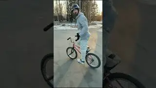 ДИЧЬ НА BMX