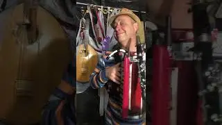 Най буде на столі кутя а в хаті путя!!