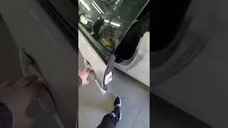 У нас появилась новая услуга, установка доводчиков дверей.Консультация по тел +79053118311