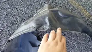 Bunyi bising di bawah kereta