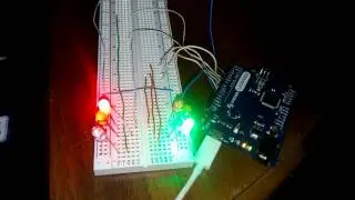 Semáforo doble via, elaborado en arduino