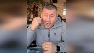 Анекдот как заика в милиции работал