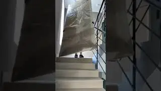 Нужно поднять шкаф?мы покажем как