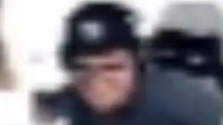Майни танцует под 