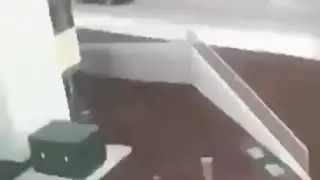 Индеец стреляет в окно мем