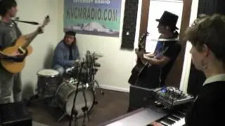 The Beat Goes On Global Internet Radio Show! - The Family Elephant Thanksgiving 11-25-15