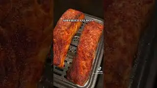 HOW TO MAKE AN EASY AIR FRYER SALMON 15 mins #shorts #shortsclips | Daily Foodie Shorts