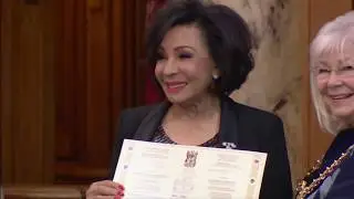 Dame Shirley Bassey receives freedom of Cardiff city (Wales) - ITV News - 17th May 2019