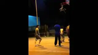 4 morons play basketball in Brisbane!!!