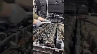 Замена прокладки постели распредвалов Mercedes Benz Actros MP4/5 на двигателях OM470,471,473 🧰🚛👨‍🔧