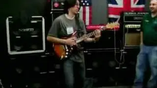 Slap Funk Guitar jam - Tomo Fujita - NAMM SHOW 2007