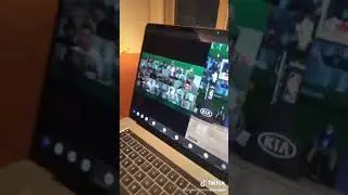 Guy kissing at the virtual NBA games