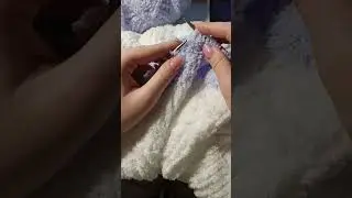 вяжу свитер из плюшевой пряжи 