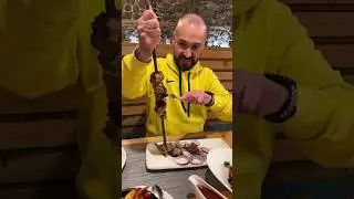 Хороший шашлык с мангала в Батуми - по нормальной цене! 