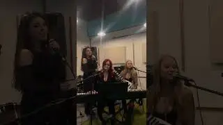 Вы уже смотрели новый фильм по мотивам «Гостьи из будущего» 