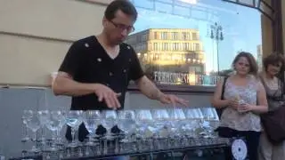 Street Musicians - Man plays with glasses in Prague