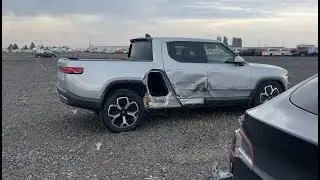 I found a WRECKED RIVIAN R1T at COPART!! (+CRASH FOOTAGE)