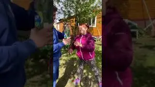 👵🏽🇩🇪