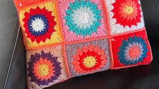 Granny Square Pillow Timelapse