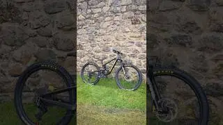 My new bike looks soo good… #santacruzbicycles #mtb #bike