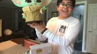 First Look At The 10 Inch Baby Yoda Funko POP!