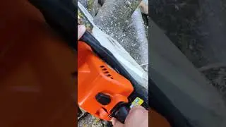 Chainsaw Stihl MS180 cutting
