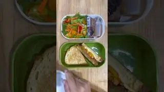 Caprese Pesto Sandwich for my husbands lunch 🌱🍅🥖 #lunchformyhusband #pesto #caprese #bentonoods