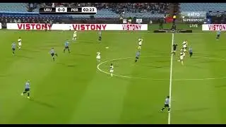 Fede Valverde of Real Madrid has also mastered the Modric trivela pass now. 🏳🇺🇾#shorts