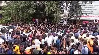 Massive crowd outside Vikram Hospital in Bangalore | PuneethRajkumar
