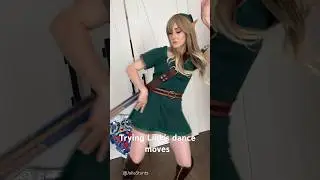 Trying Link’s dance moves 💃🏻🕺🏻 