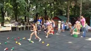 Собери яблочко в корзинку