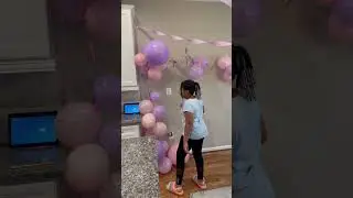 Who can pop the most balloons in 5 seconds? 