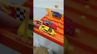 Гонка Астон Мартин, Бугатти, Феррари и Lamborghini Gallardo