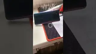 Взрывоопасно, экран чутка поломался( #покоикс3 #pocox3pro #сомнойвоюетсатана