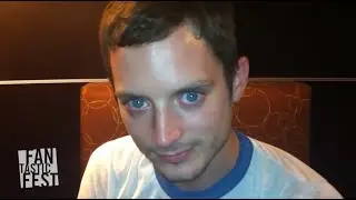 Elijah Wood desafía a Dominic Monaghan [Subtítulos en Inglés y Español]