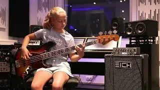 Queen - Don't Stop Me Now (Bass Cover)