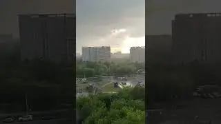 🌧️ Юг Москвы и области накрыли чёрные грозовые тучи, и пошёл град.Первые летние выходные не удались