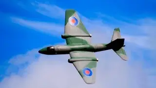 ENGLISH ELECTRIC CANBERRA COLD WAR BOMBER RC - DAVE JOHNSON - LMA RAF COSFORD - 2016